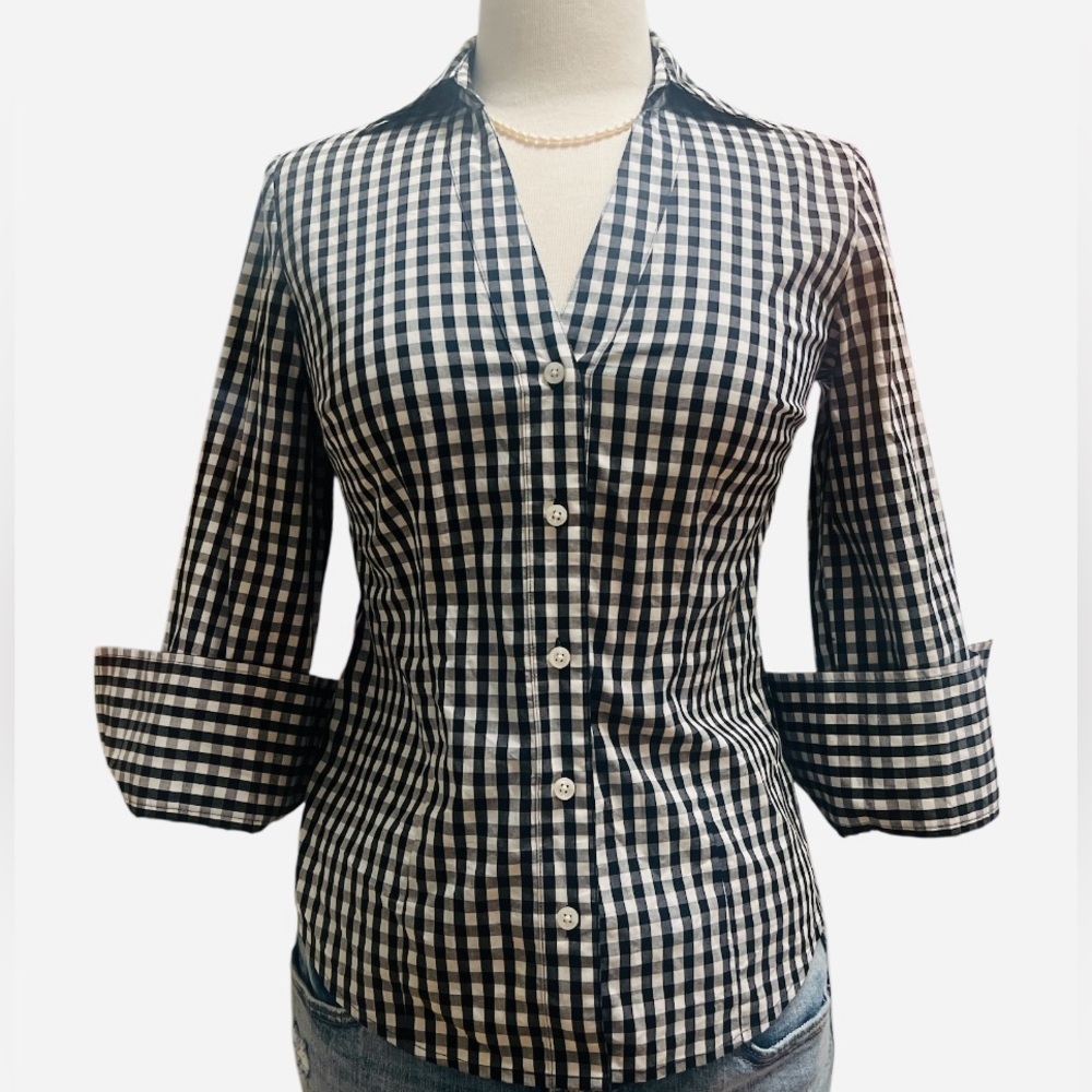 Ann Taylor Black and White Gingham Button-Down Shirt